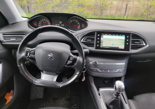 Peugeot 308 cena 21500 przebieg: 262000, rok produkcji 2015 z Warszawa małe 121